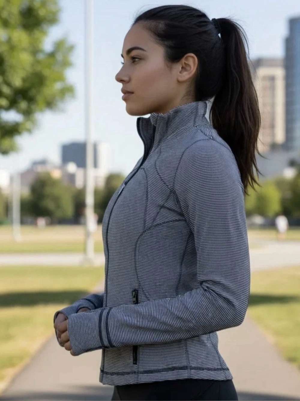 Lululemon Women's Performance Jacket- size 6